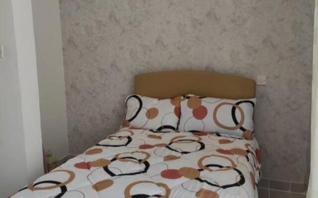 Cozy G54 Studio Apt with free WiFi & parking…