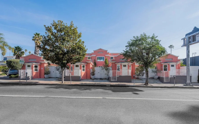 The Gower Street Bungalows by AvantStay