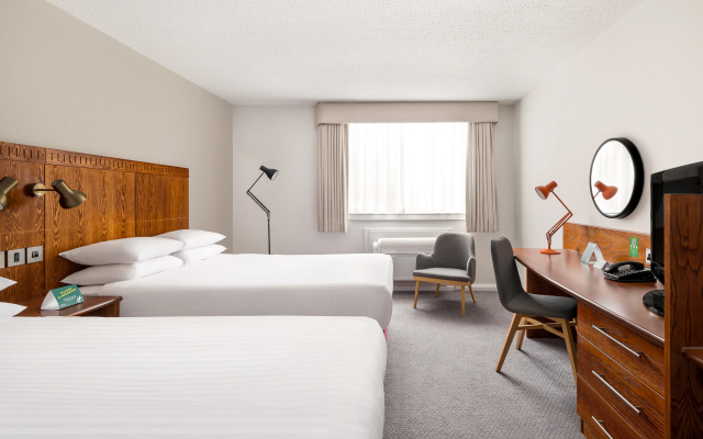 Holiday Inn Northampton by IHG