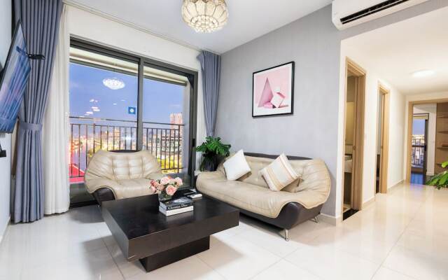The Milky Way River Gate Apartment