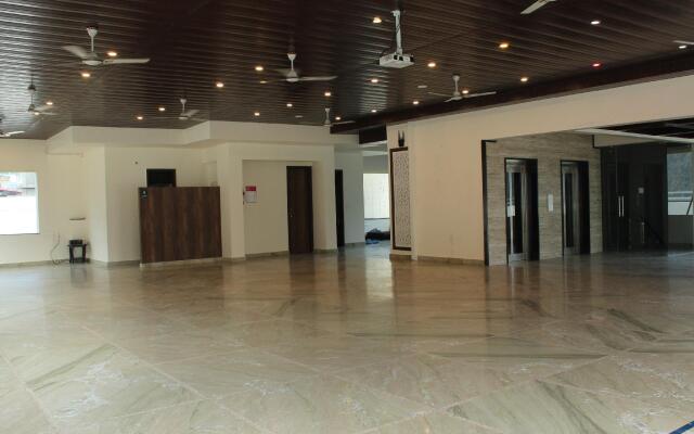 Moustache Rishikesh Luxuria - Hostel