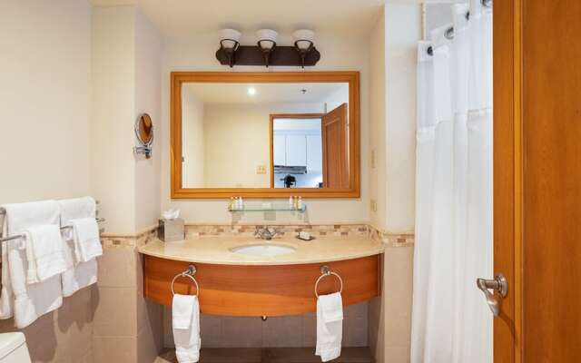 Condado Lagoon Villas 1