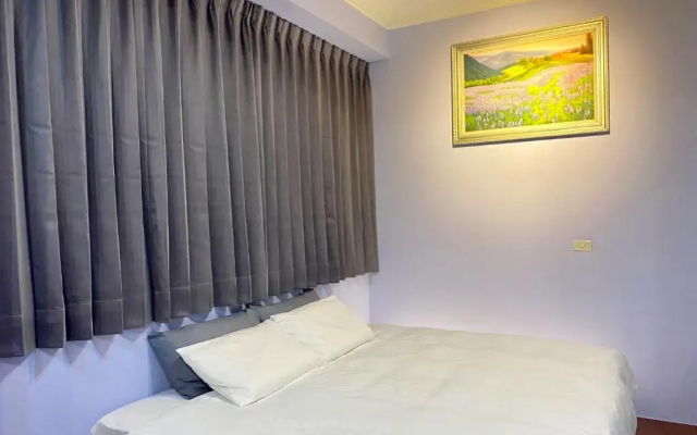 Roam Sanyi Hostel