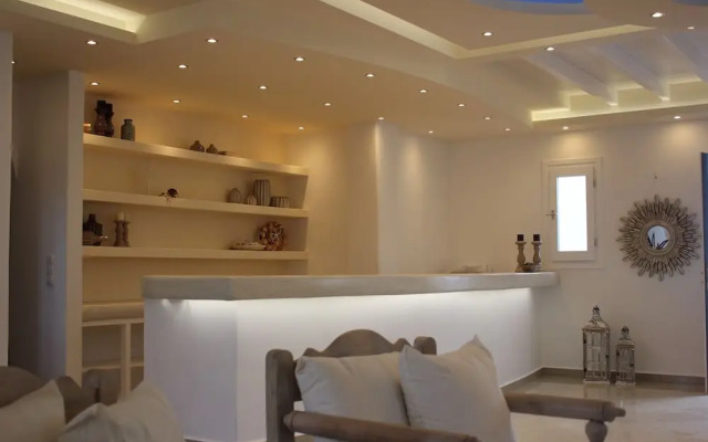 Nicolaus Club Prime Naxian