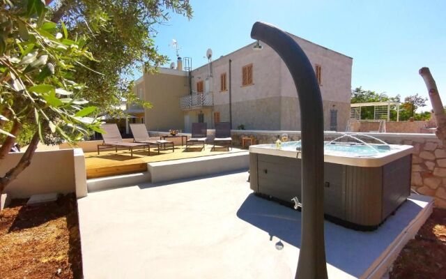 Villa Nucci With Hydromassage Pool