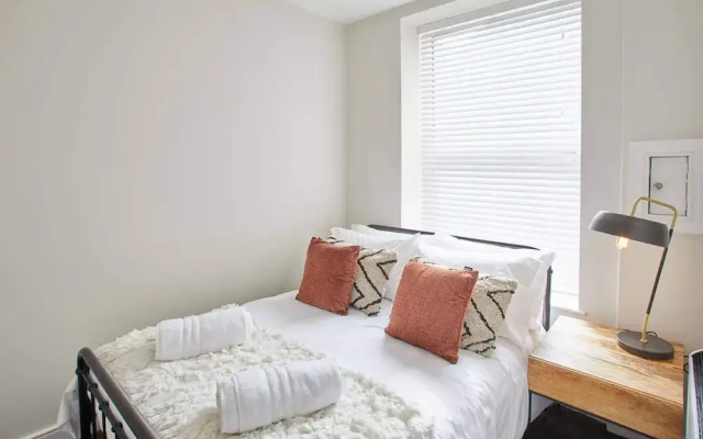 Host Stay West Cliff View