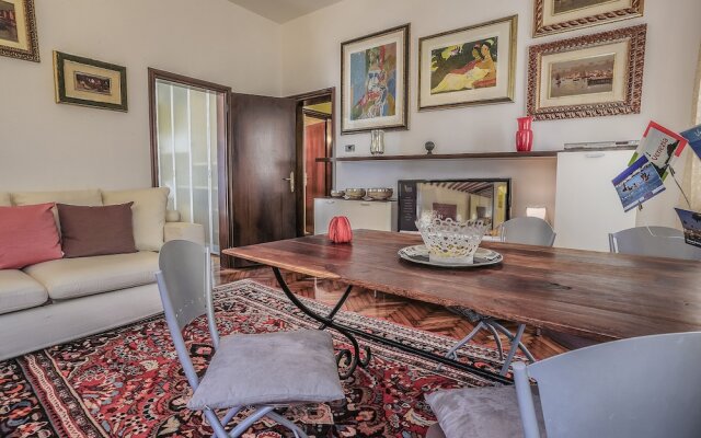 Venice Dream House Bolero