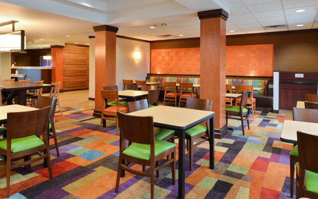 Fairfield Inn & Suites by Marriott Cleveland Avon