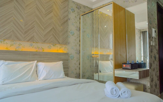 Tranquil Studio Apartment at Menteng Park