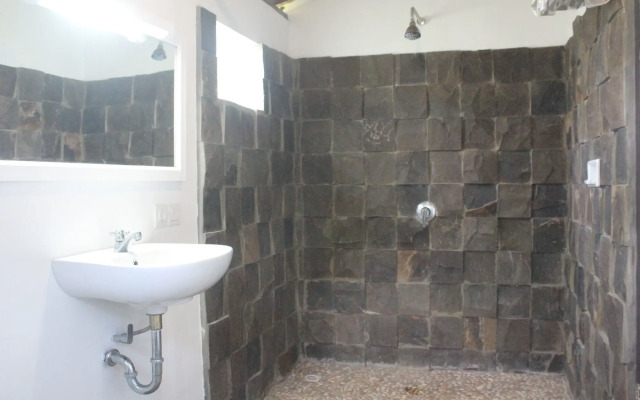 Kubu Ampo Villa