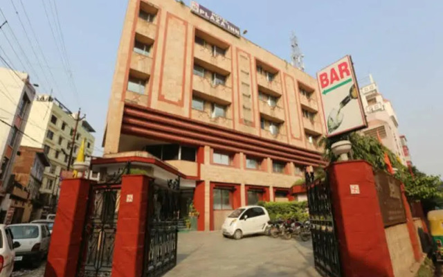 Hotel Plaza inn