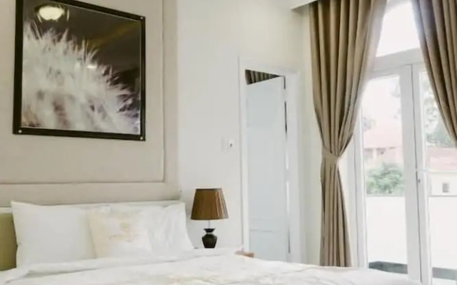 Flower Hill Hotel Da Lat – Guest Rooms – Da Lat