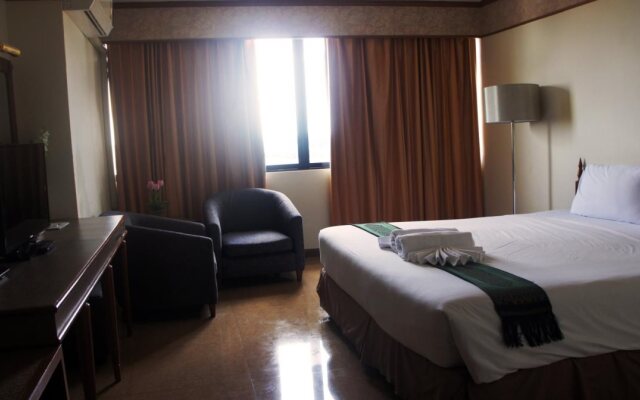 JP Emerald Hotel