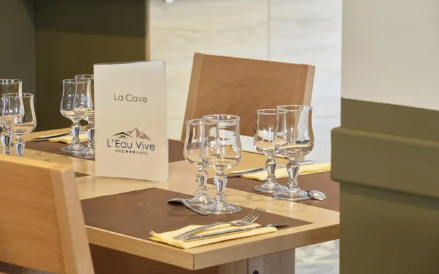 Hôtel Eliova- L'Eau Vive