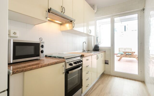 ApartUP Ayora Garden