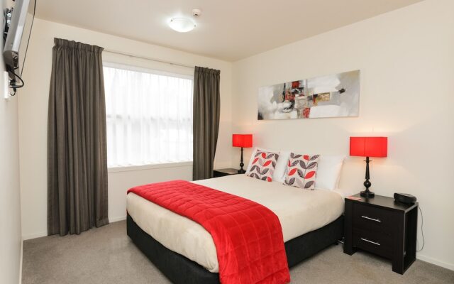 Ellena Court Motel