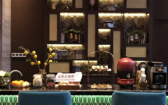 Metropolo Hotels