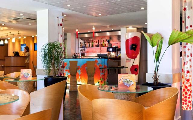 ibis Lyon Est Bron