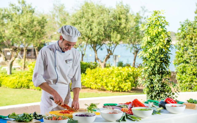 Blau Privilege Porto Petro Beach Resort & Spa