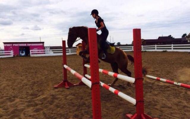 1 Gostiniy Dvor Izbushka