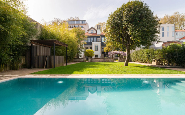 Marques Garden House by Olivia