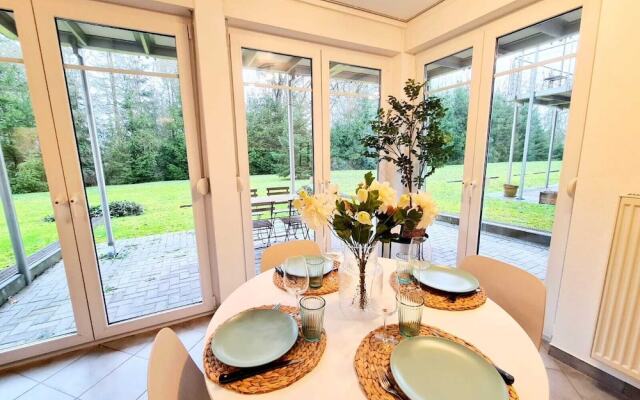 New 1 Bedroom Flat with Balcony & Garden