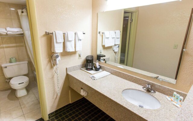 Quality Inn & Suites Nacogdoches