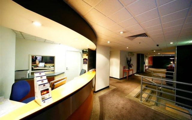 Best Western Riverside Apartments