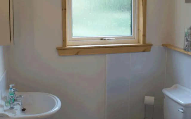 Lovely 3 Bedroom Bungalow Located in Drummore