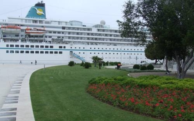 Town Center Apartments