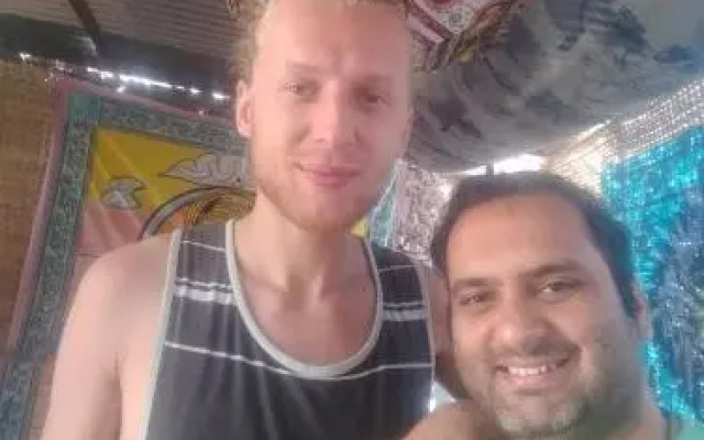 Bhavyam HomeStay &Cafe BackPackers ko