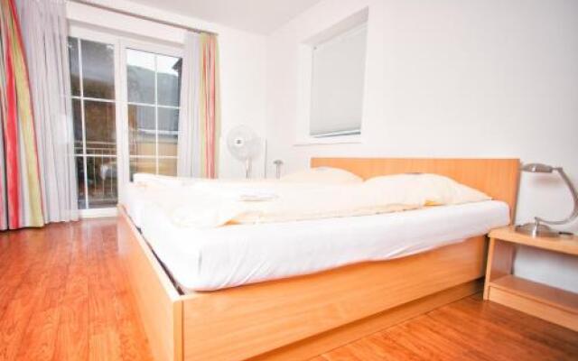 YoHo - International Youth Hostel