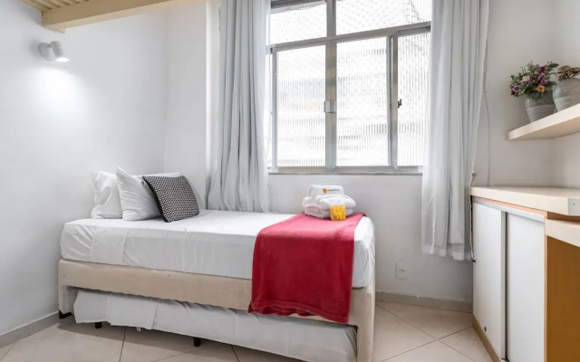 1min da praia de Copacabana - A923