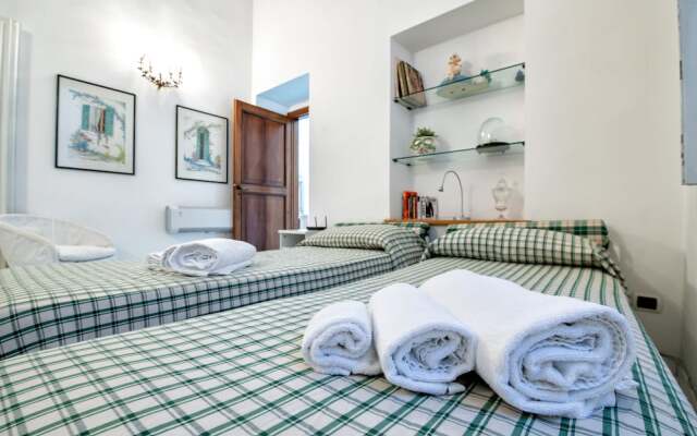 Upscale Central Amalfi Apartment In 19th-century Building