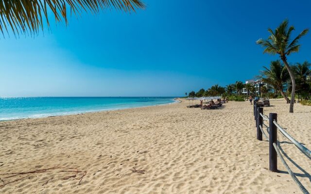 Mareazul Beach Condos Playa Del Carmen