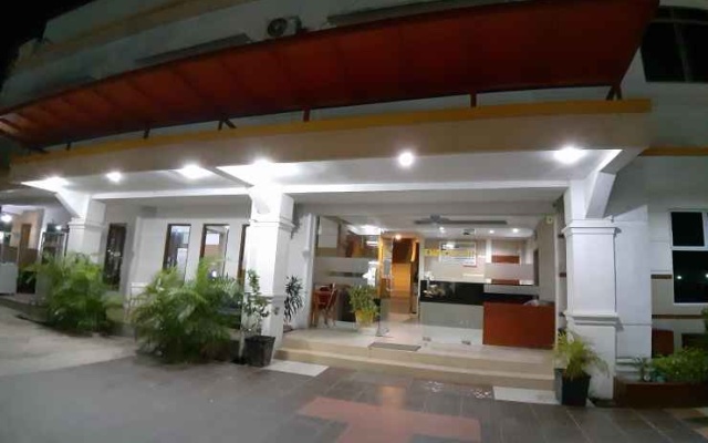 Grand Cendana Inn