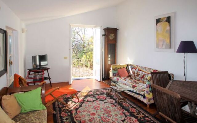 House Amalia Chiavari