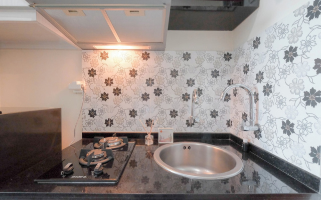 Cozy And Good Studio At Grand Kamala Lagoon Apartment