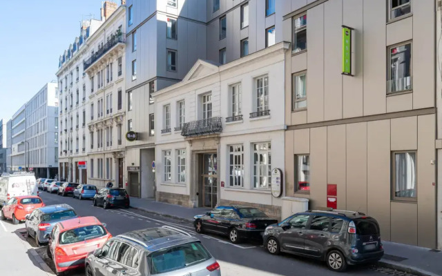 B&B HOTEL LYON Centre Perrache Berthelot
