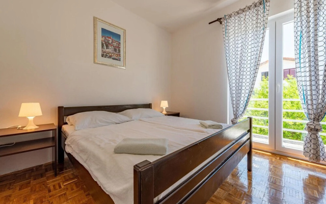 Stunning Apartment in Privlaka With Wifi and 2 Bedrooms