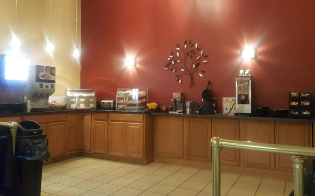 Crookston Inn and Convention Center