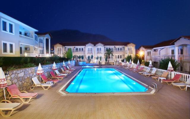 Larimar Suite Hotel