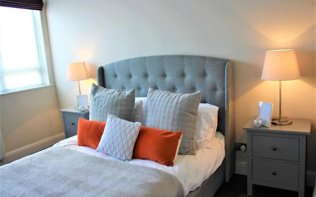 Penthouse in Old Street by MySquare
