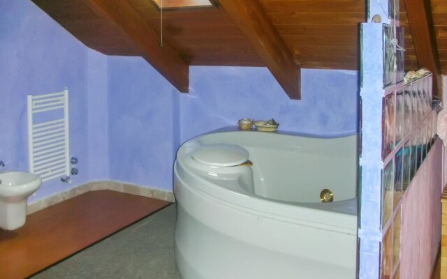 Apartment With 2 Bedrooms in Nichelino, With Wonderful Mountain View,