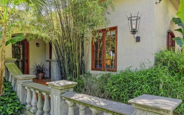 The VILLA on Mt Tabor