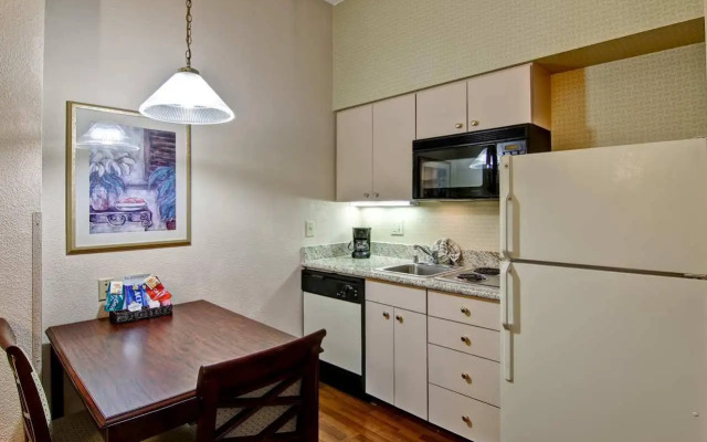 Homewood Suites by Hilton North Dallas-Plano