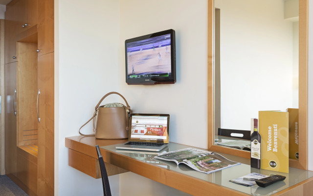 B&B HOTEL Pisa Airport