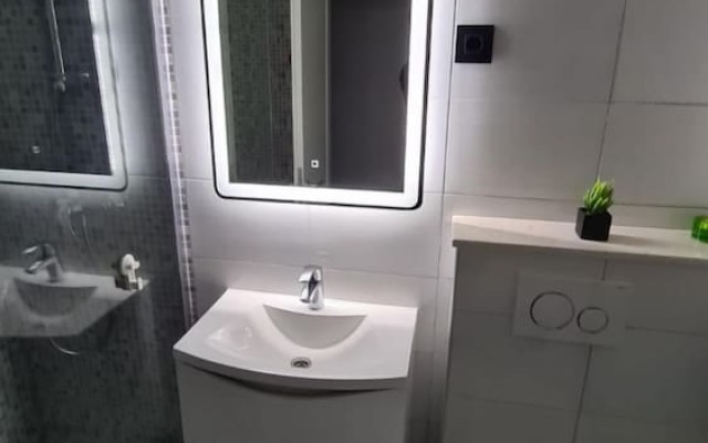 Mila - 80 m From the Beach - A1