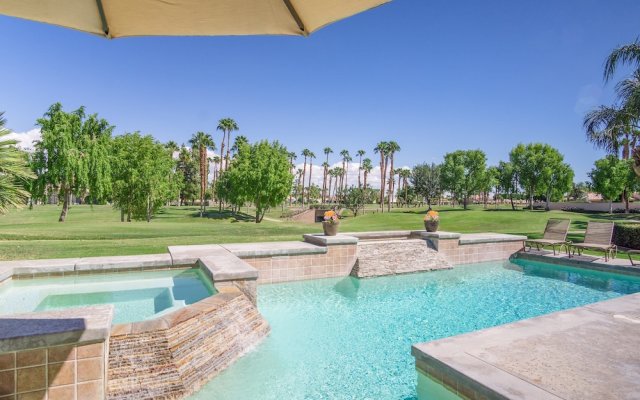 PGA West 3 Bedroom Golf Course House w Beautiful Pool and Spa by RedAw