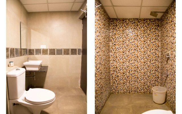 Collection O 5898 Checkin Regency